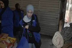 Winterpakete für Obdachlose von Mitgliedern der Islamischen Hilfe Kanada bereitgestellt