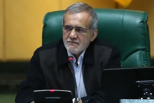 یک‌ماه با قدرت و عالمانه عمل کنیم کرونا را شکست خواهیم داد