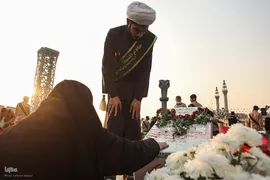 بدرقه شهدای مدافع حرم در میدان امام حسین(ع)