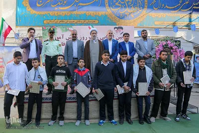 نواختن زنگ روز دانش آموز
