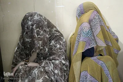 کاروان زیر سایه خورشید در محور غرب استان هرمزگان
