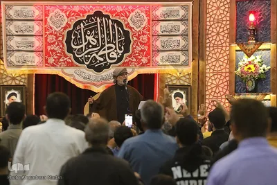 آغاز سوگواری دهه اول فاطمیه در حرم شاهچراغ(ع)