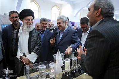 بازدید رهبر انقلاب از نمایشگاه شرکت‌های دانش‌بنیان و فناوری‌های برتر (ایران ساخت)