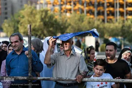 توزیع بزرگترین کیک جهان به مناسبت میلاد امام رضا(ع)