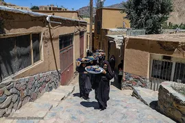آیین سنتی ۶ امام حسین در شهر بَرزُک کاشان