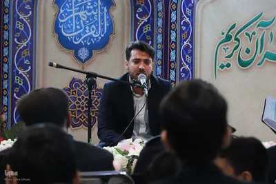 محفل انی با قرآن در نمایشگاه قرآن تبریز