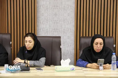 نشست های خبری معاون قالیباف و همچنین رئیس مجمع نمایندگان استان فارس با خبرنگاران
