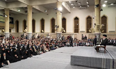 دیدار دانش‌آموزان و دانشجویان