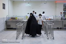 خوان هشتم در مهمان‌سرای حضرت