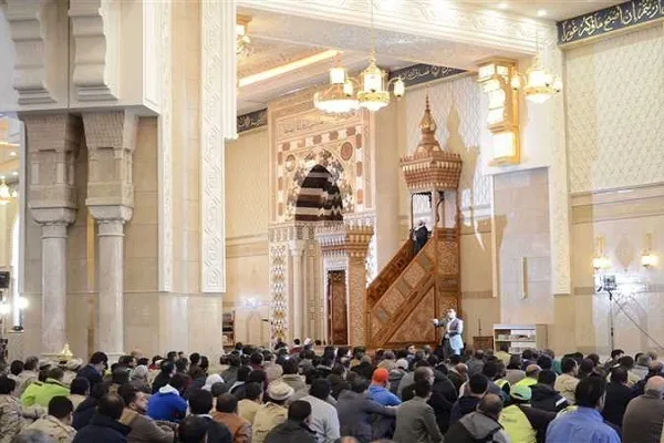 Mısır'ın büyük camilerinde Kur'an haftası başlıyor
