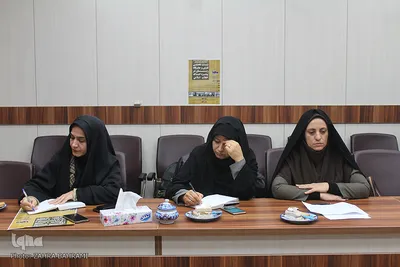 نشست تخصصی «نقش و جایگاه زنان در پیشبرد اهداف انقلاب اسلامی»_اراک