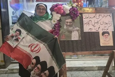 یکصد و سومین شب وفاداری مردم  در  حماسه میدان شهدای شهرستان بابلسر‌