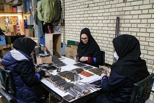 بهره‌گیری از شرکت‌های دانش‌بنیان در تولید نوشت‌افزار ایرانی