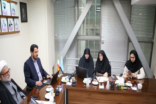 آغاز به کار کارگروه هوش مصنوعی در مطالعات و فعالیت‌های قرآنی + عکس