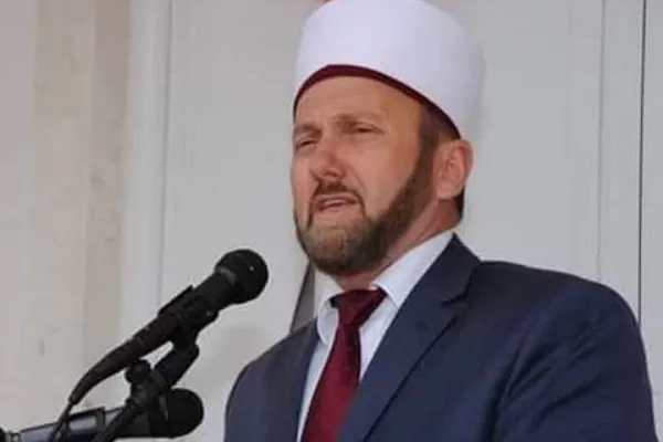 Kosova Müslüman nüfusunun çoğunluğu İsrail ile uzlaşmaya karşı çıkıyor