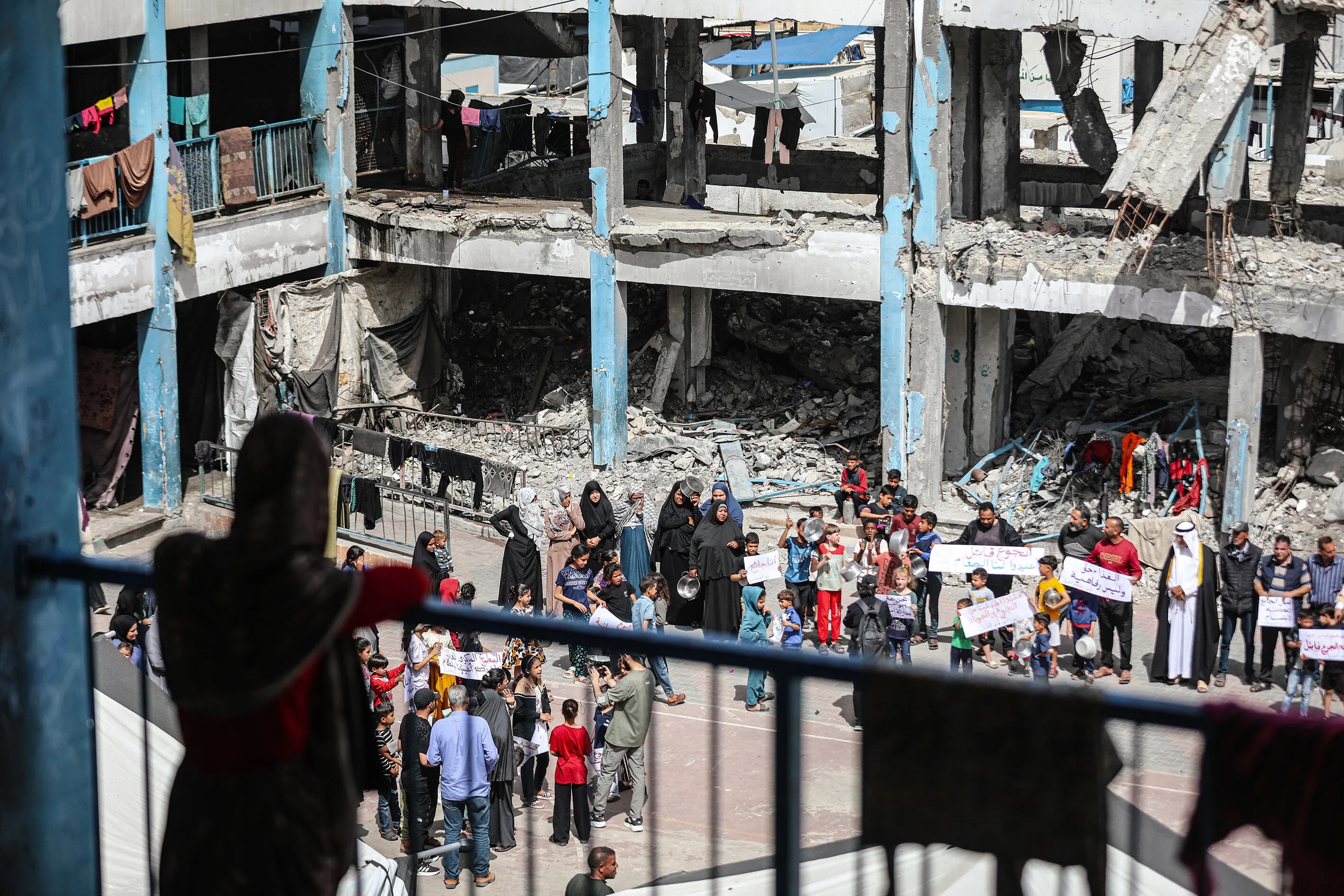 İsrail ordusunun Gazze Şeridi'ne başlattığı soykırımın üzerinden 1000 gün geçti İsrail ordusunun Gazze Şeridi'ne başlattığı soykırımın üzerinden 1000 gün geçti
