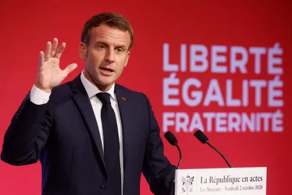 Islamofobia: studioso musulmano critica le affermazioni di Macron sull'Islam