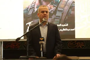 مقاومت سلاح خود را زمین نمی‌گذارد