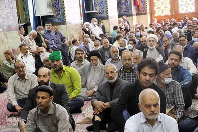 مجلس ترحیم حجت الاسلام سید محمود دعایی سرپرست روزنامه اطلاعات و همچنین هشت درگذشته حادثه اخیر قطار در مسجد حظیره یزد