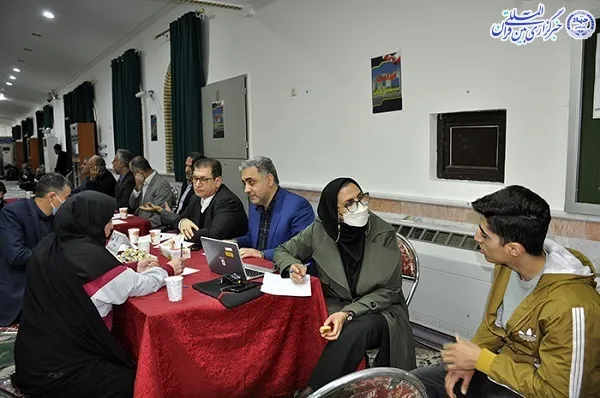 برگزاری میز خدمت هئیت رییسه دانشگاه مازندران ویژه دانشجویان