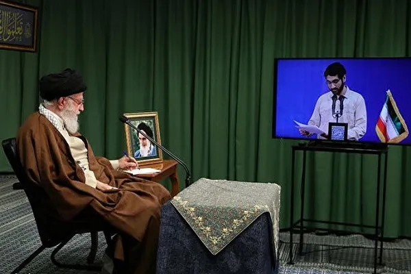 قائد الثورة: لا مكان للأمريكيين في العراق وسوريا
