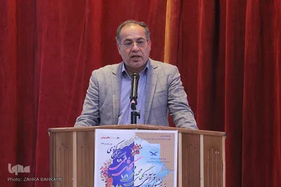 افتتاحیه مرحله استانی پنجمین جشنواره گل‌های محمدی(ص) و فاطمی(س) استان مرکزی - دلیجان/عکاس:زهرا بهرامی