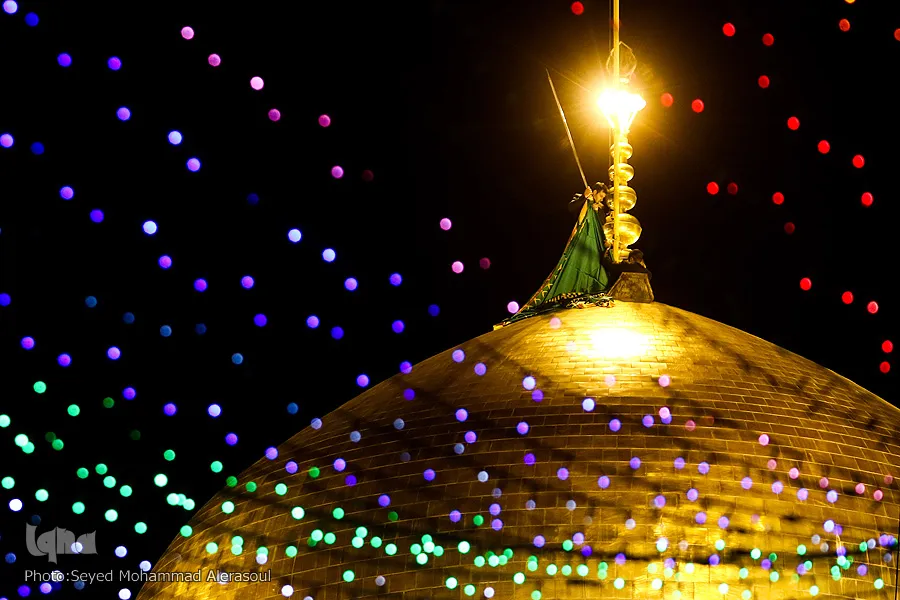 مراسيم إستبدال راية قبة الامام علي بن موسى الرضا (ع)