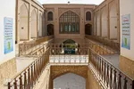 مدرسه تاریخی قدیمی و همچنان پابرجای علمیه خان یزد