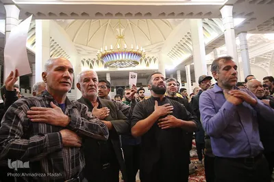 آغاز سوگواری دهه اول فاطمیه در حرم شاهچراغ(ع)