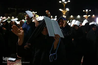 شب بیست و یکم ماه مبارک رمضان در حرم امام رضا (ع)