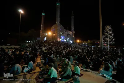 احیای شب بیست و سوم ماه رمضان در بندرعباس