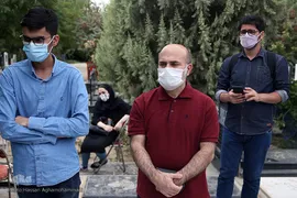 حضور حمید فروتن، رییس انجمن صنفی عکاسان مطبوعات در مراسم چهلمین روز درگذشت «مهشاد کریمی» خبرنگار فقید ایسنا 