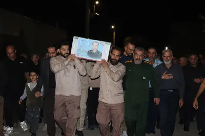 وداع با پیکر جانباز شهید منوچهر بخشنده‎