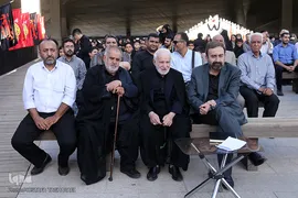 مراسم اهتزاز پرچم ۱۰۰۰متری یاحسین (ع) در بوستان طالقانی مجموعه فرهنگی عباس آباد