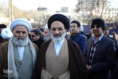 حجت الاسلام و المسلمین سید رضا تقوی، نماینده ولی فقیه در وزارت جهاد کشاورزی درمراسم تشییع پیکر مرحوم حجت الاسلام والمسلمین سید هاشم رسولی محلاتی