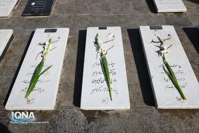 تجدید میثاق جهادگران دانشگاهی اصفهان با شهدا