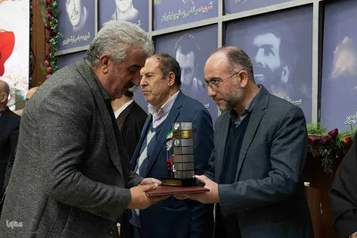 برگزاری مراسم گرامیداشت شهدای بمباران 27 دی دانشگاه تبریز