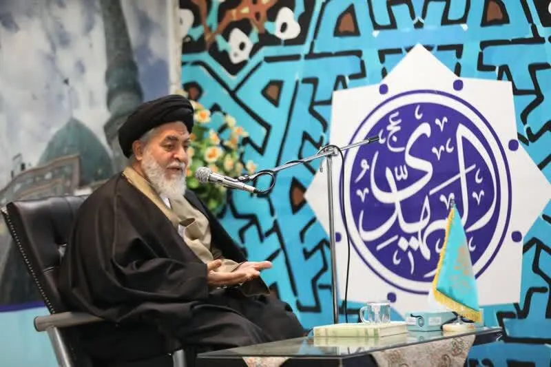 معنای تولیت مسجد، خدمت به خادمان آن است