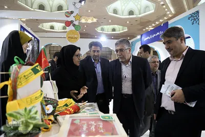 بازدید حمیدرضا طیبی از نمابشگاه قرآن کریم