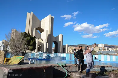 بازدید میهمانان و گردشگران نوروزی از مقبره الشعرا‎