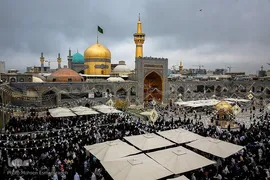 اقامه نماز عید فطر در حرم مطهر رضوی‎