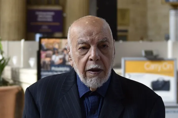«جواد جان، مرا کربلا نمی‌بری»؛ روایت ظریف از دلدادگی مهدوی دامغانی به اهل بیت(ع)