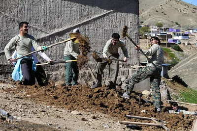 جهادگران مشغول کار در نوروز ۱۳۹۷ در مناطق زلزله زده