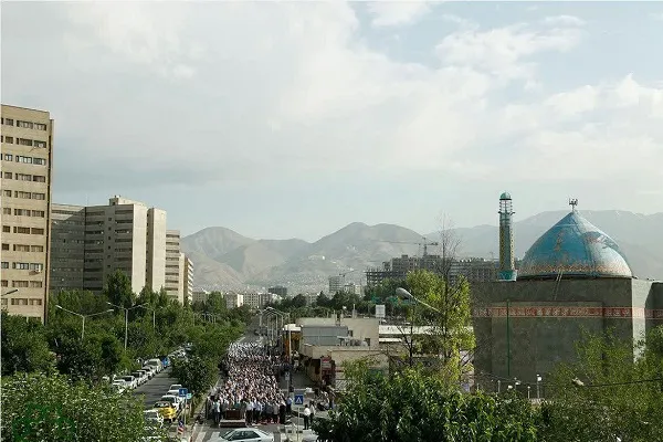 میزبانی مساجد غرب تهران از نمازگزاران عید سعید فطر
