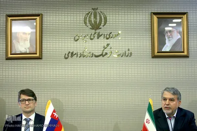 مراسم امضای تفاهم نامه همکاری وزرای فرهنگ ایران و اسلواکی