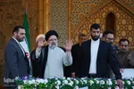 حضور رئیس جمهور در شاهچراغ و دیدار با خانواده شهدا