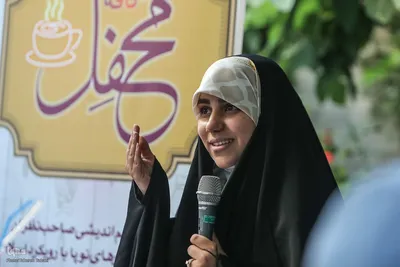 هم‌اندیشی صاحب‌نظران کسب‌وکارهای قرآنی در چهلمین نشست کافه محفل