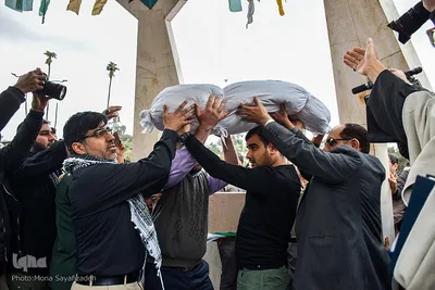 خاکسپاری پیکر مطهر شهید گمنام دفاع مقدس در استانداری خوزستان 