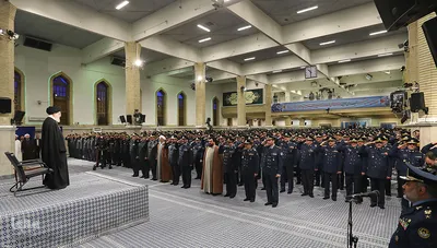 دیدار فرماندهان نیروی هوایی و پدافند هوایی ارتش با رهبر انقلاب