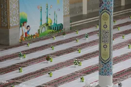 سفره افطاری حرم حضرت معصومه در شب میلاد امام حسن مجتبی(ع)